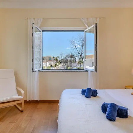 Colibri By Interhome *