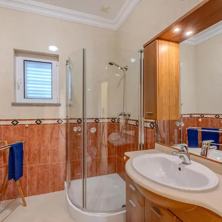 Colibri By Interhome Villa Patroves